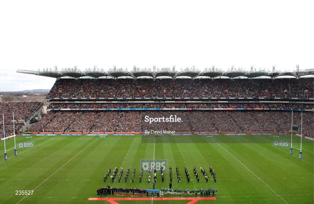 11 February 2007; A general view of the two teams before the start of the game. RBS Six Nations Rugby Championship, Ireland v France, Croke Park, Dublin. Picture Credit: David Maher / SPORTSFILE / POOL PICTURE