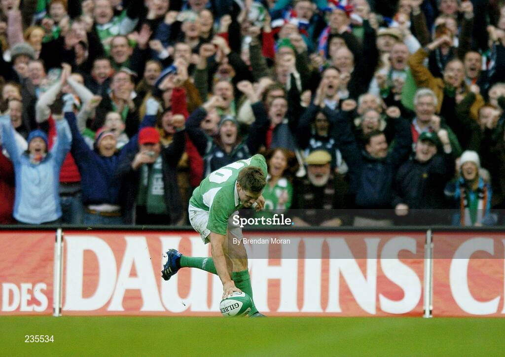 11 February 2007; Ronan O'Gara, Ireland, touches down to score his side's first try against France. RBS Six Nations Rugby Championship, Ireland v France, Croke Park, Dublin. Picture Credit: Brendan Moran / SPORTSFILE