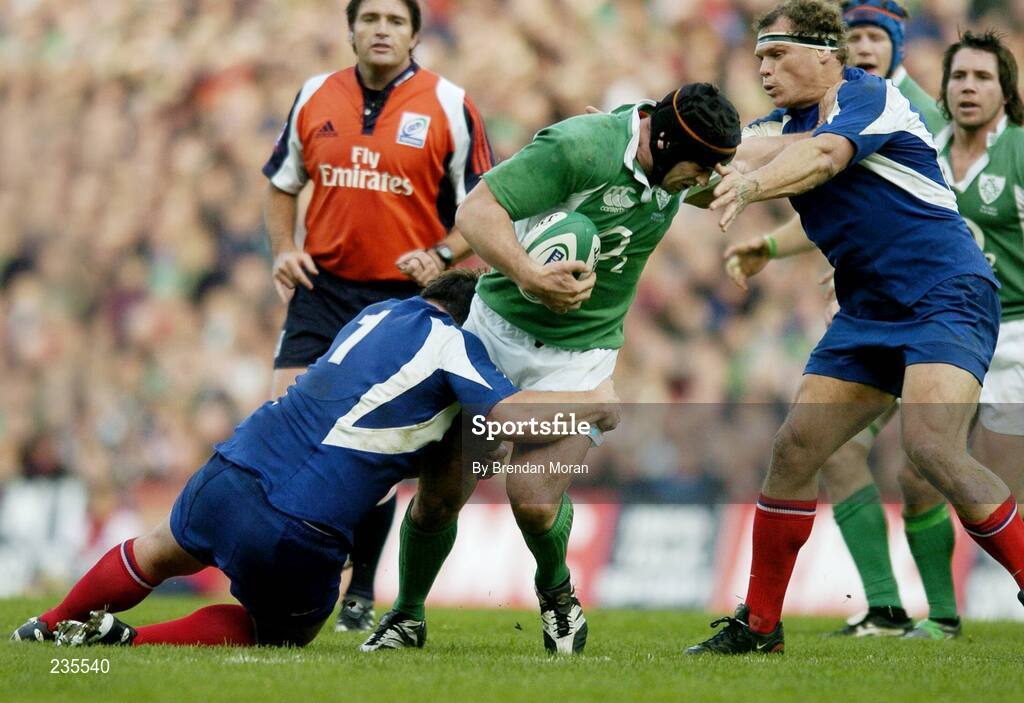 11 February 2007; Denis Leamy, Ireland, is tackled by Sylvain Marconnet, left, and Imanol Harinordquy, France. RBS Six Nations Rugby Championship, Ireland v France, Croke Park, Dublin. Picture Credit: Brendan Moran / SPORTSFILE