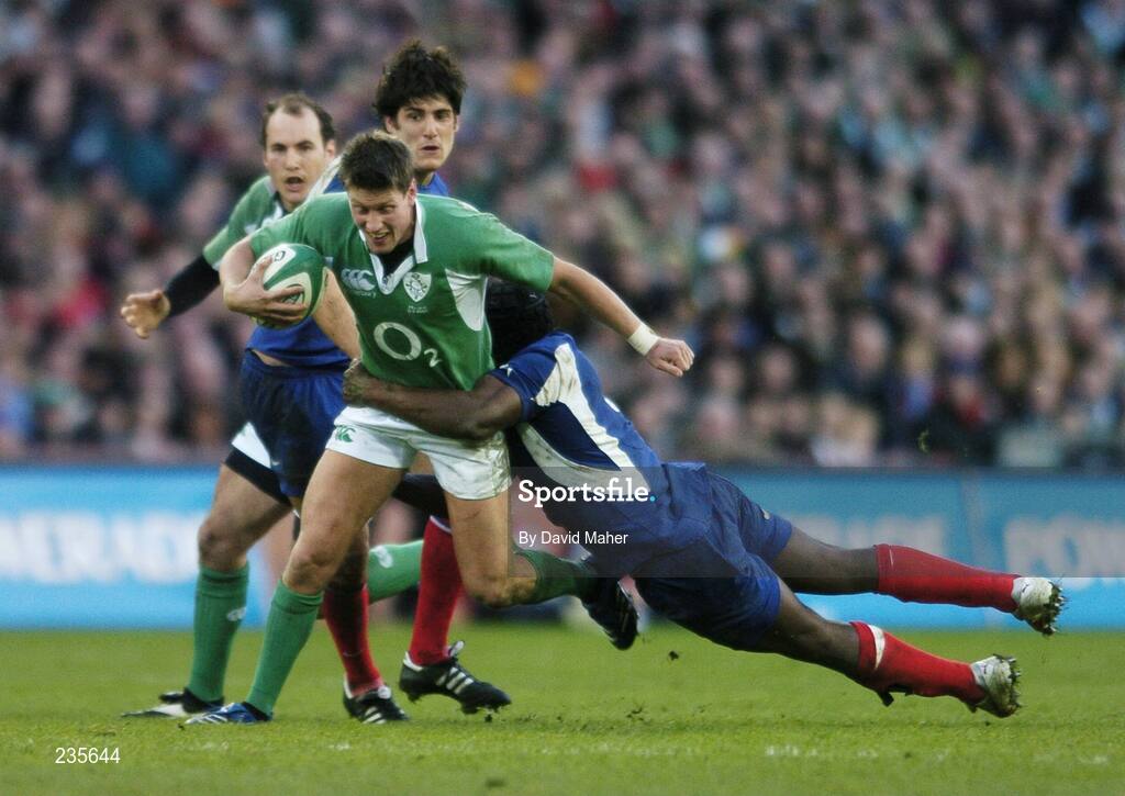 11 February 2007; Ronan O'Gara, Ireland, is tackled by Serge Betsen, France. RBS Six Nations Rugby Championship, Ireland v France, Croke Park, Dublin. Picture Credit: David Maher / SPORTSFILE