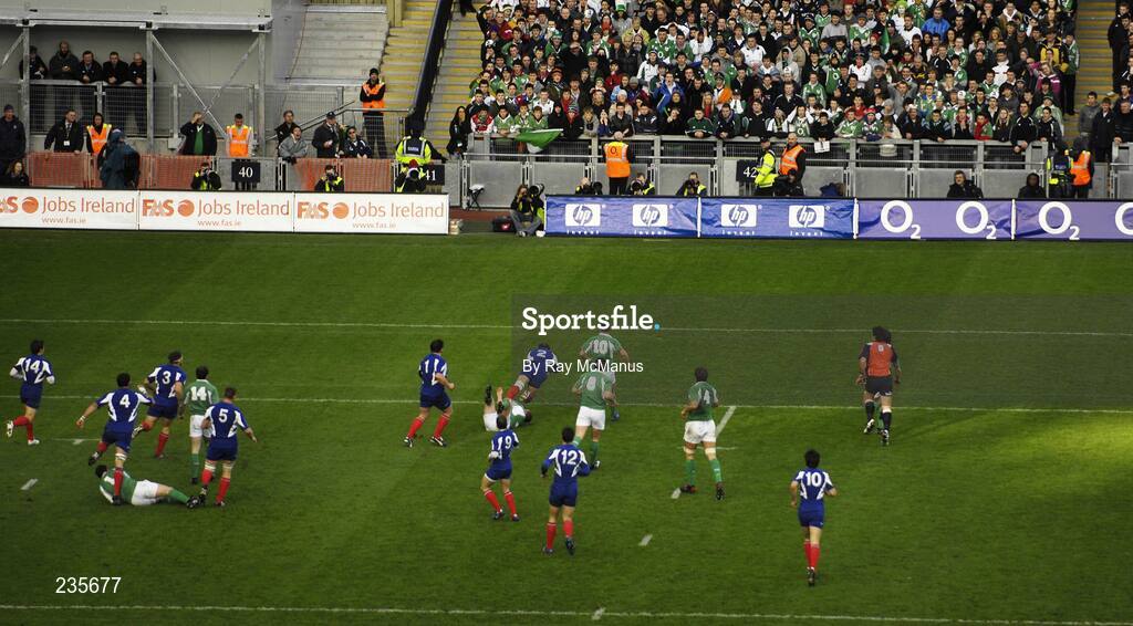 11 February 2007; Raphael Ibanez, France, 2,  dives over to score the first try of the game. RBS Six Nations Rugby Championship, Ireland v France, Croke Park, Dublin. Picture credit: Ray McManus / SPORTSFILE