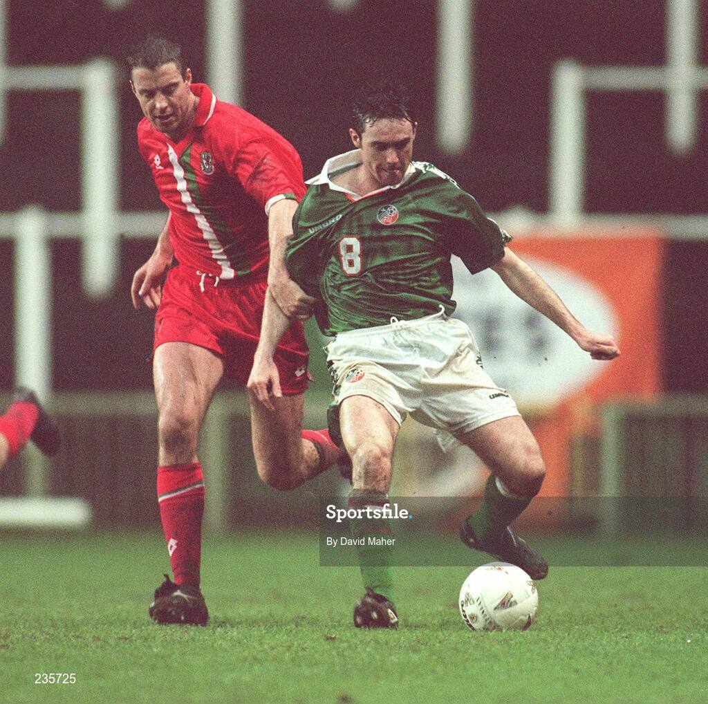 11 February 1997; Alan McLoughlin, Republic of Ireland, in action against Kit Symons, Wales. International Friendly, Wales v Republic of Ireland, Cardiff Arms Park, Cardiff, Wales. Picture credit; David Maher / SPORTSFILE