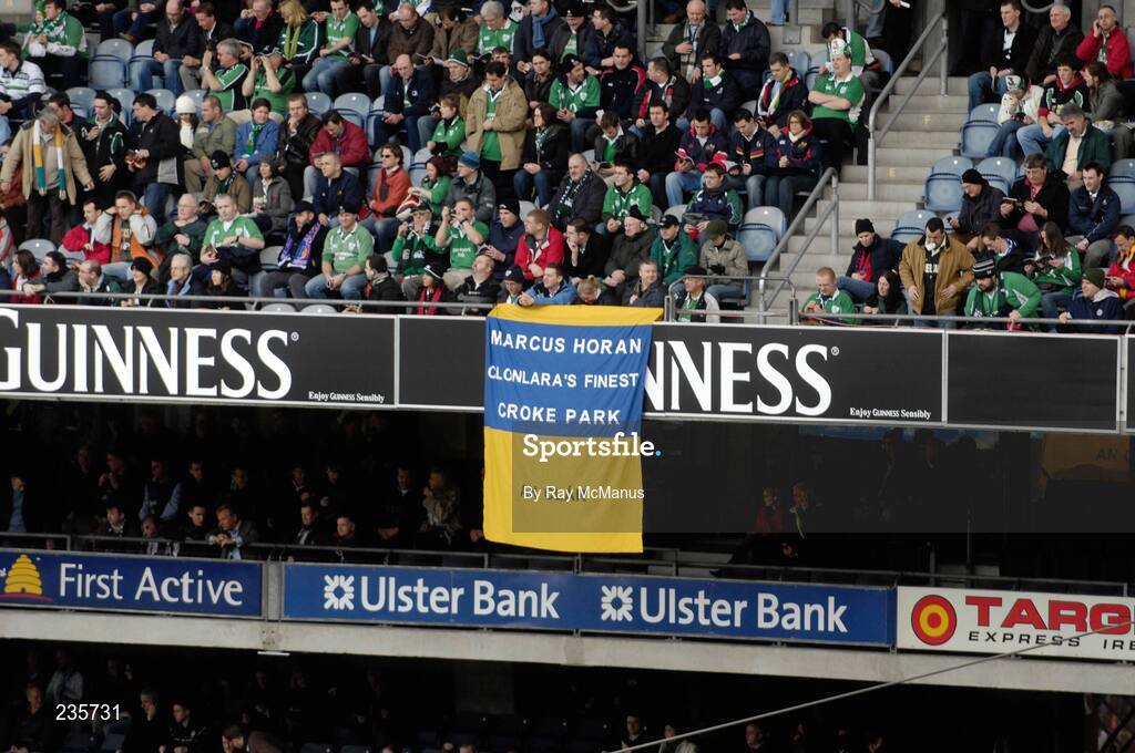 11 February 2007; Supporters of Marcus Horan, from Clonlara, Co. Clare, at the game. RBS Six Nations Rugby Championship, Ireland v France, Croke Park, Dublin. Picture credit: Ray McManus / SPORTSFILE