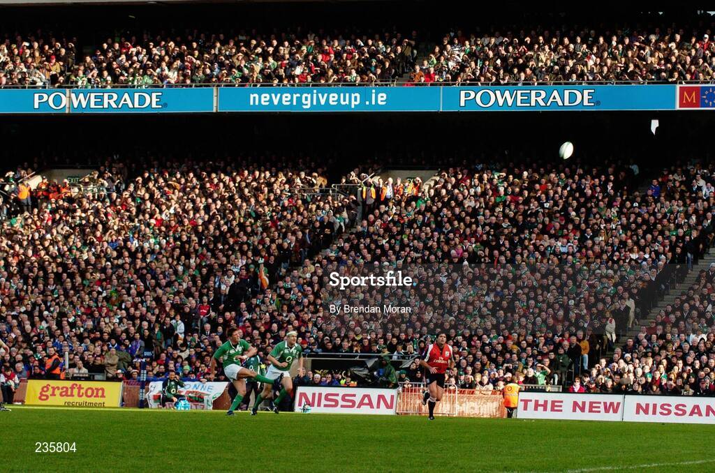 11 February 2007; Ronan O'Gara, Ireland, kicks a penalty during the first half. RBS Six Nations Rugby Championship, Ireland v France, Croke Park, Dublin. Picture Credit: Brendan Moran / SPORTSFILE