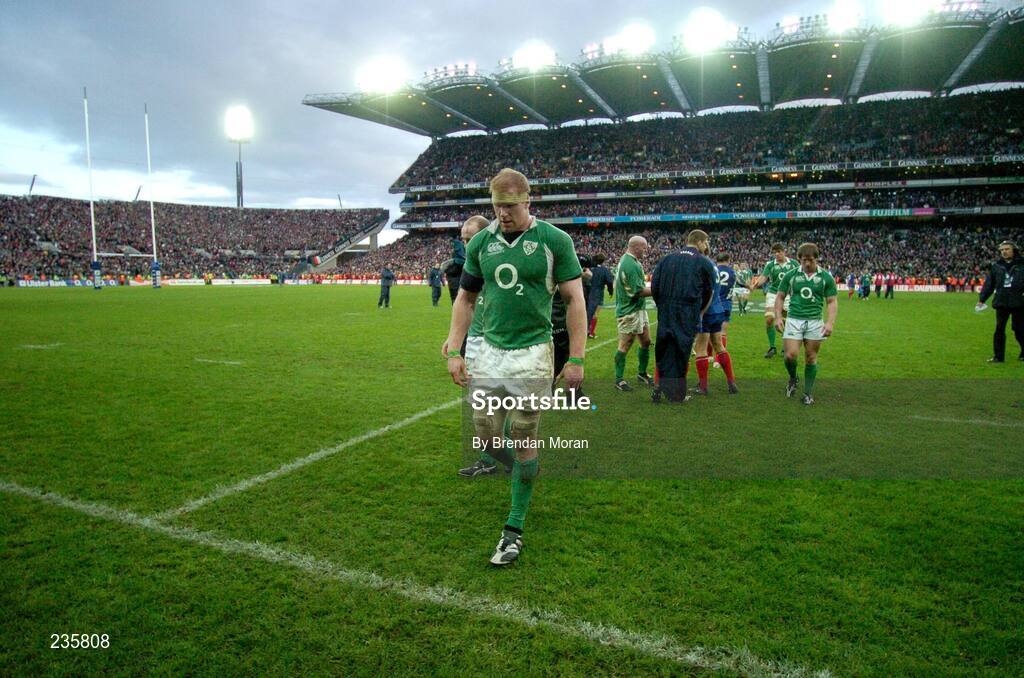 11 February 2007; A dejected Ireland captain Paul O'Connell leaves the pitch after the game. RBS Six Nations Rugby Championship, Ireland v France, Croke Park, Dublin. Picture Credit: Brendan Moran / SPORTSFILE