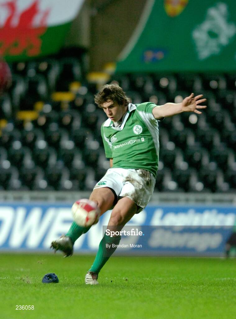 2 February 2007; Ian Keatley, Ireland. U20 Six Nations Rugby Championship, Wales v Ireland, Liberty Stadium, Swansea, Wales. Picture credit: Brendan Moran / SPORTSFILE