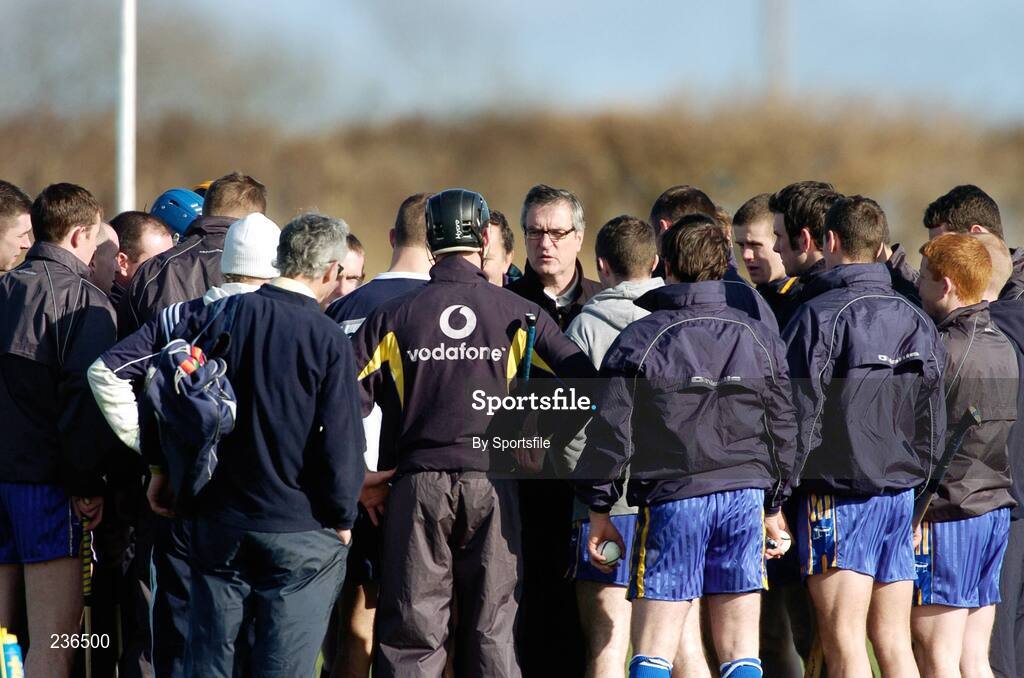 18 February 2007; Clare hurling manager Anthony Considine talking to his team. Allianz National Hurling League Division 1A, Round 1, Down v Clare, Portaferry, Down. Photo by Sportsfile