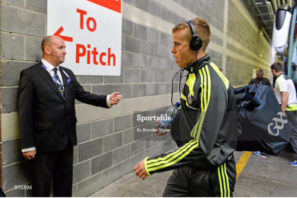 21 September 2014; Kerry captain Fionn Fitzgerald arrives into the stadium ahead of the game. GAA Football All Ireland Senior Championship Final, Kerry v Donegal. Croke Park, Dublin. Picture credit: Brendan Moran / SPORTSFILE