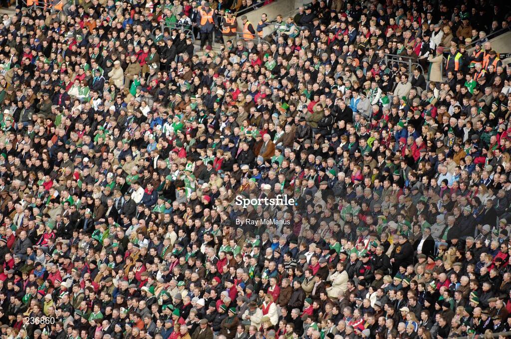 11 February 2007; Supporters of both side's watch the game. RBS Six Nations Rugby Championship, Ireland v France, Croke Park, Dublin. Picture credit: Ray McManus / SPORTSFILE