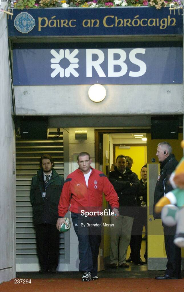 24 February 2007; England captain Phil Vickery leads his side out before the game. RBS Six Nations Rugby Championship, Ireland v England, Croke Park, Dublin. Picture Credit: Brendan Moran / SPORTSFILE