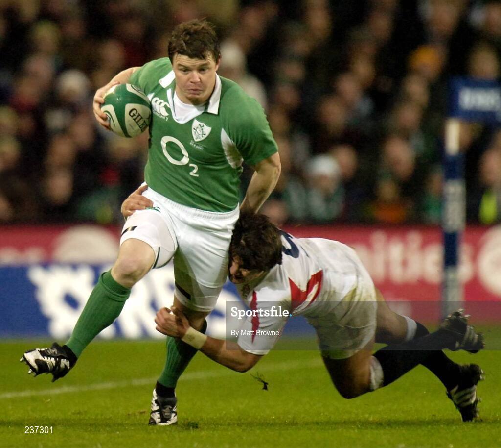 24 February 2007; Brian O'Driscoll, Ireland, is tackled by Harry Ellis, England. RBS Six Nations Rugby Championship, Ireland v England, Croke Park, Dublin. Picture Credit: Matt Browne / SPORTSFILE