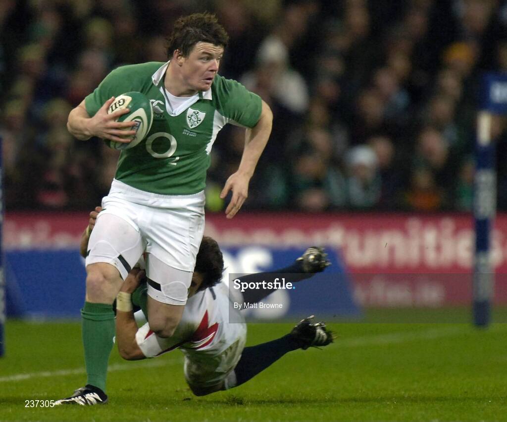 24 February 2007; Brian O'Driscoll, Ireland, is tackled by Harry Ellis, England. RBS Six Nations Rugby Championship, Ireland v England, Croke Park, Dublin. Picture Credit: Matt Browne / SPORTSFILE