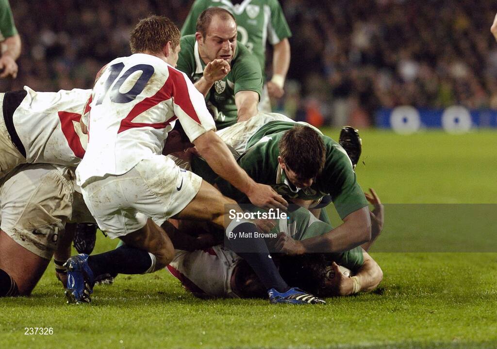 24 February 2007; Ireland's David Wallace goes over for his try with help from team-mates Donncha O'Callaghan and Rory Best. RBS Six Nations Rugby Championship, Ireland v England, Croke Park, Dublin. Picture Credit: Matt Browne / SPORTSFILE