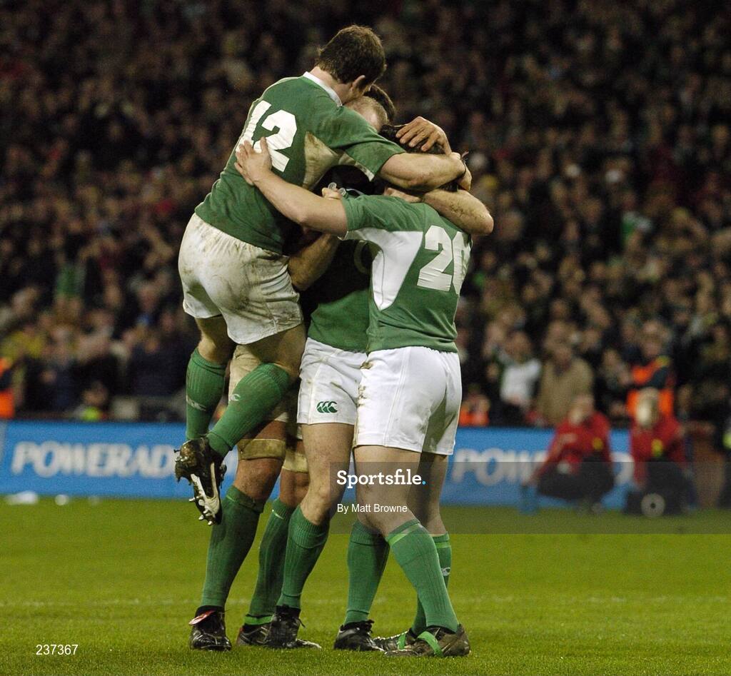 24 February 2007; Isaac Boss, Ireland, celebrates his try against England with team-mates Denis Hickie, Gordon D'Arcy, 12, and Neil Best. RBS Six Nations Rugby Championship, Ireland v England, Croke Park, Dublin. Picture Credit: Matt Browne / SPORTSFILE
