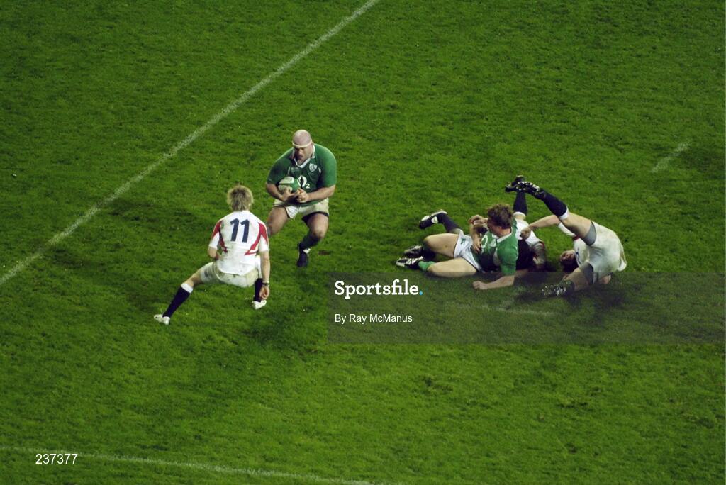 24 February 2007; David Strettle, England, prepares to tackle Ireland's John Hayes late in the game. RBS Six Nations Rugby Championship, Ireland v England, Croke Park, Dublin. Picture Credit: Ray McManus / SPORTSFILE