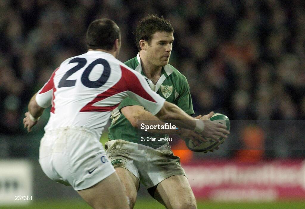 24 February 2007; Gordon D'Arcy, Ireland, is tackled by Shaun Perry, England. RBS Six Nations Rugby Championship, Ireland v England, Croke Park, Dublin. Picture Credit: Brian Lawless / SPORTSFILE