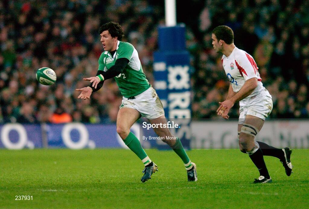 24 February 2007; Shane Horgan, Ireland, in action against Joe Worsley, England. RBS Six Nations Rugby Championship, Ireland v England, Croke Park, Dublin. Picture Credit: Brendan Moran / SPORTSFILE