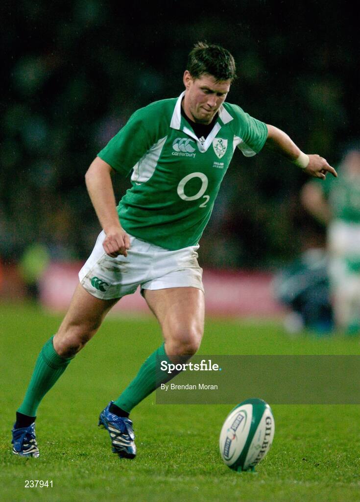 24 February 2007; Ronan O'Gara, Ireland. RBS Six Nations Rugby Championship, Ireland v England, Croke Park, Dublin. Picture Credit: Brendan Moran / SPORTSFILE
