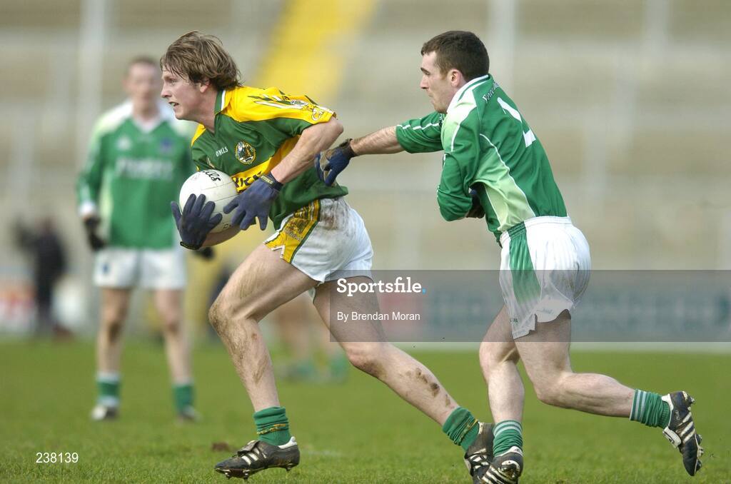 25 February 2007; Donncha Walsh, Kerry, in action against Niall Bogue, Fermanagh. Allianz National Football League, Division 1A, Round 3, Fermanagh v Kerry, Kingspan Breffni Park, Cavan. Picture Credit: Brendan Moran / SPORTSFILE