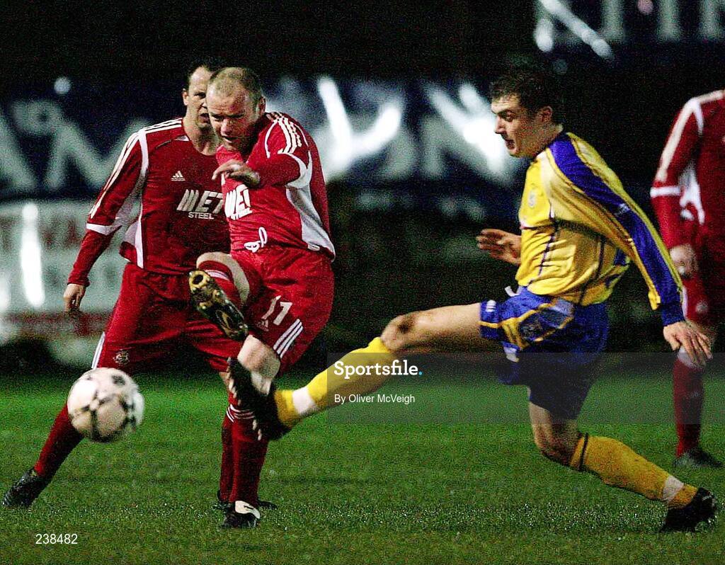 5 March 2007; Peter Kennedy, Portadown, in action against Ryan McCluskey, Dungannon Swifts. Setanta Cup Group 2, Portadown v Dungannon Swifts, Shamrock Park, Portadown, Co. Armagh. Picture credit: Oliver McVeigh / SPORTSFILE