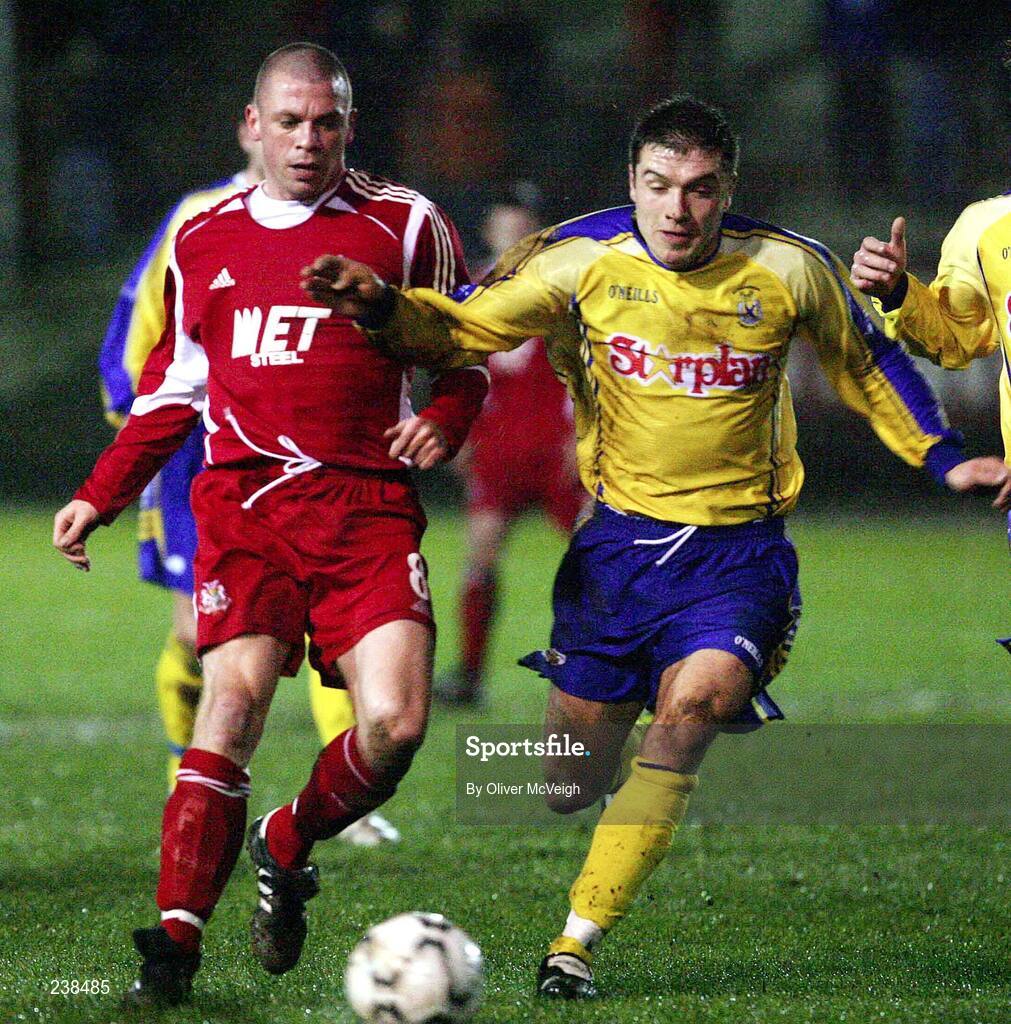 5 March 2007; Michael Collins, Portadown, in action against Ryan McCluskey, Dungannon Swifts. Setanta Cup Group 2, Portadown v Dungannon Swifts, Shamrock Park, Portadown, Co. Armagh. Picture credit: Oliver McVeigh / SPORTSFILE