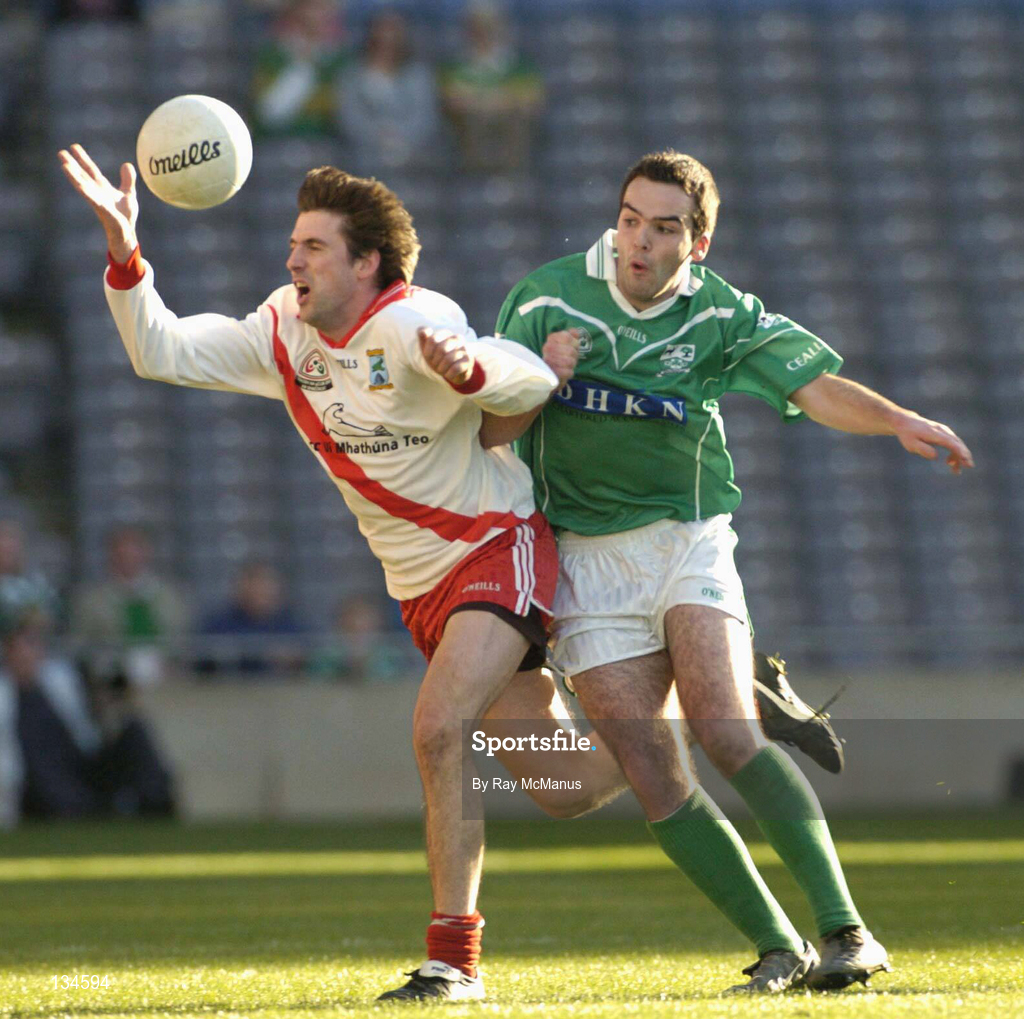 17 March 2004; Cathal O Dubhda of An Gaeltacht in action against Oisin Kelly of Caltra during the AIB All-Ireland Senior Club Football Championship Final between An Gaeltacht and Caltra at Croke Park in Dublin. Photo by Ray McManus/Sportsfile