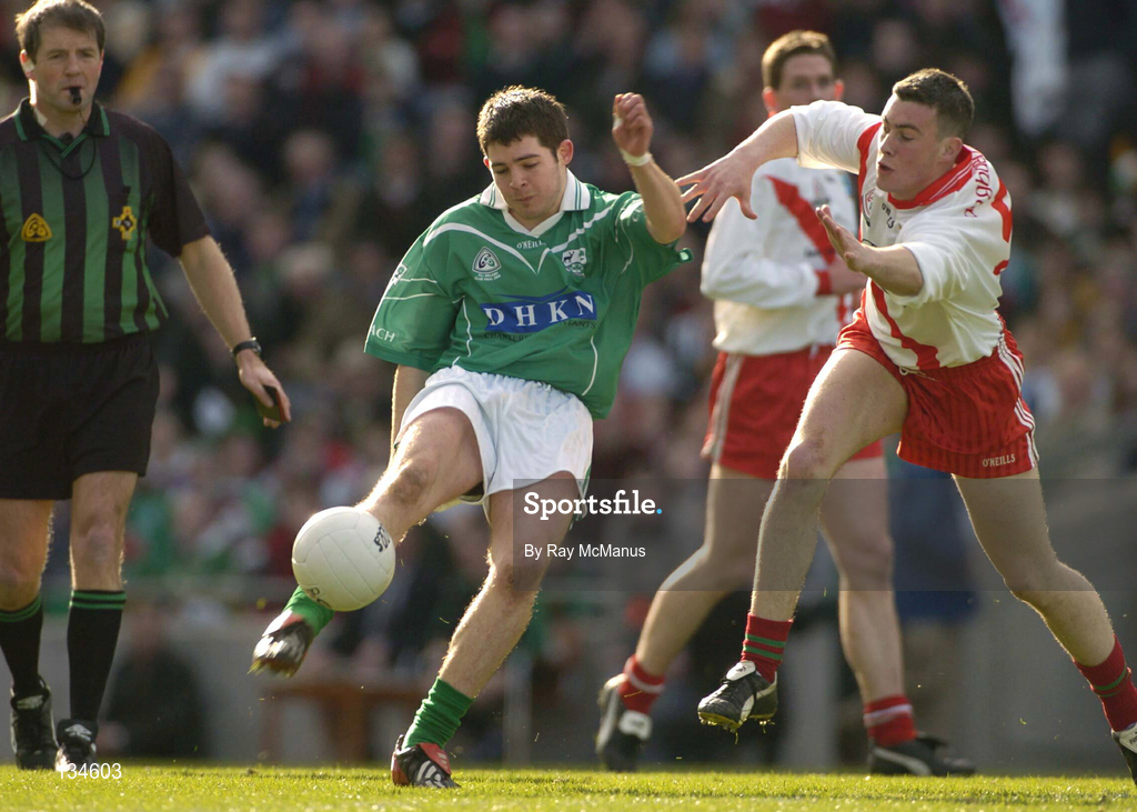 17 March 2004; Mathew Killilea of Caltra is tackled by Ronan î Flatharta of An Gaeltacht during the AIB All-Ireland Senior Club Football Championship Final between An Gaeltacht and Caltra at Croke Park in Dublin. Photo by Ray McManus/Sportsfile