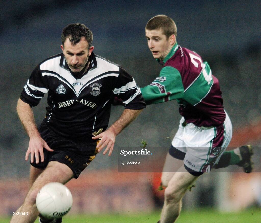 10 March 2007; Stephen Wallace, Ardfert, in action against Niall Holly, Eoghan Ruadh. Ardfert (Kerry) v Eoghan Ruadh (Derry), All-Ireland Intermediate Club Football Championship Final, Croke Park, Dublin. Photo by Sportsfile *** Local Caption ***