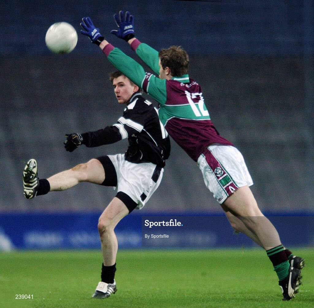 10 March 2007; John Egan, Ardfert, in action against Richard Carey, Eoghan Ruadh. Ardfert (Kerry) v Eoghan Ruadh (Derry), All-Ireland Intermediate Club Football Championship Final, Croke Park, Dublin. Photo by Sportsfile *** Local Caption ***