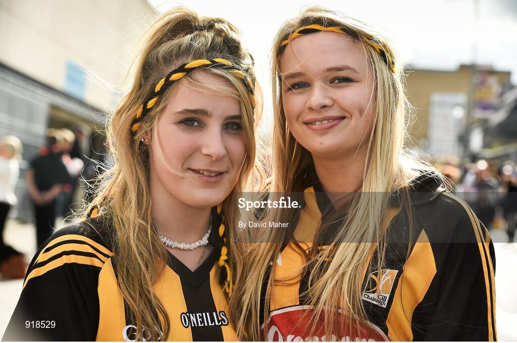 27 September 2014; Kilkeeny supporters Niamh Gallagher, left, and Aoife Naddy, both from Gowran, Co. Kilkenny, ahead of the game. GAA Hurling All Ireland Senior Championship Final Replay, Kilkenny v Tipperary. Croke Park, Dublin. Picture credit: David Maher / SPORTSFILE