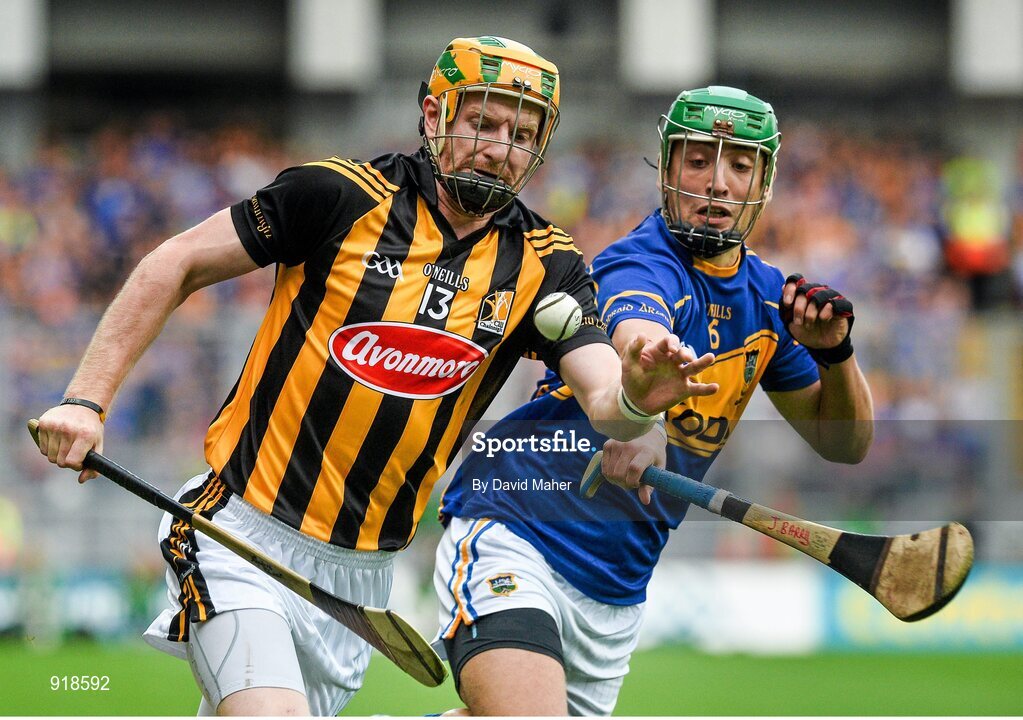 27 September 2014; Richie Power, Kilkenny, in action against James Barry, Tipperary. GAA Hurling All Ireland Senior Championship Final Replay, Kilkenny v Tipperary. Croke Park, Dublin. Picture credit: David Maher / SPORTSFILE