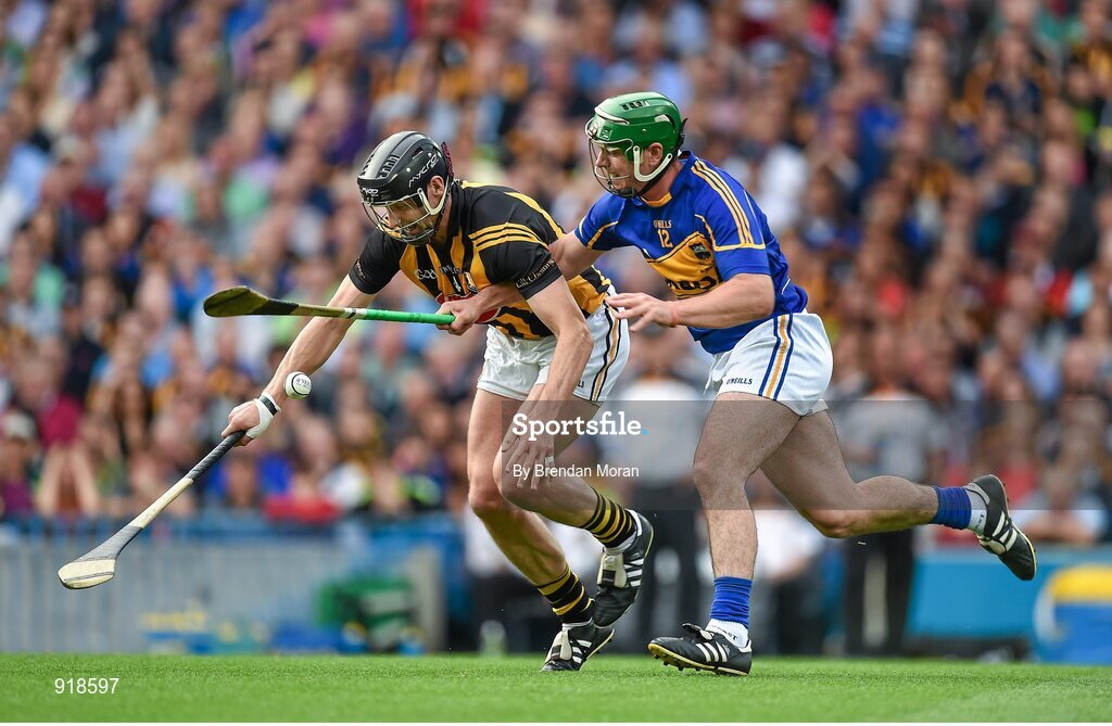 27 September 2014; Jackie Tyrrell, Kilkenny, in action against John O'Dwyer, Tipperary. GAA Hurling All Ireland Senior Championship Final Replay, Kilkenny v Tipperary. Croke Park, Dublin. Picture credit: Brendan Moran / SPORTSFILE