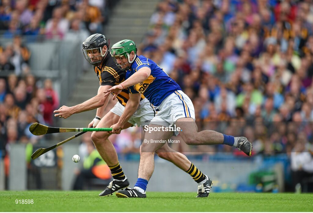 27 September 2014; Jackie Tyrrell, Kilkenny, in action against John O'Dwyer, Tipperary. GAA Hurling All Ireland Senior Championship Final Replay, Kilkenny v Tipperary. Croke Park, Dublin. Picture credit: Brendan Moran / SPORTSFILE