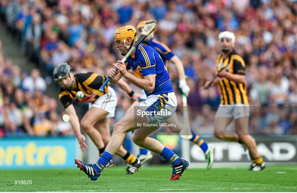 27 September 2014; Tipperary's Seamus Callanan shoots to score his side's first goal of the game. GAA Hurling All Ireland Senior Championship Final Replay, Kilkenny v Tipperary. Croke Park, Dublin. Picture credit: Stephen McCarthy / SPORTSFILE