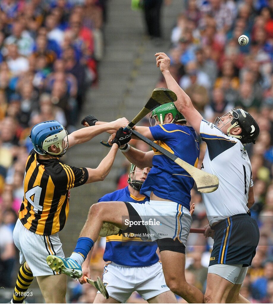 27 September 2014; Kilkenny's TJ Reid shoots to score a goal that was subsequently disallowed. GAA Hurling All Ireland Senior Championship Final Replay, Kilkenny v Tipperary. Croke Park, Dublin. Picture credit: David Maher / SPORTSFILE