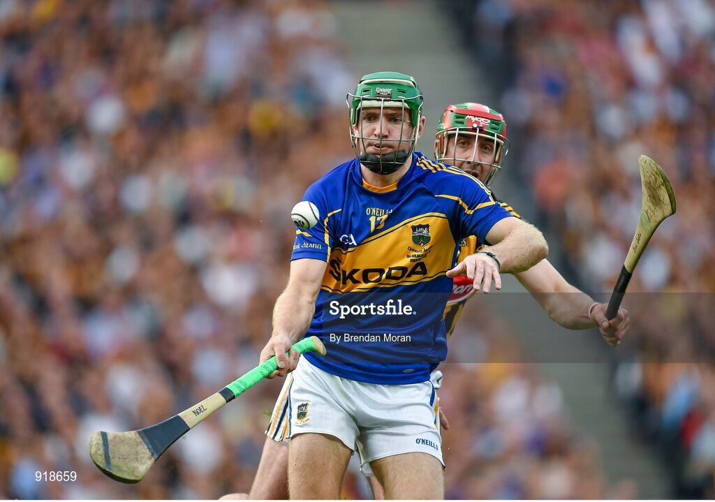 27 September 2014; Noel McGrath, Tipperary, in action against Eoin Larkin, Kilkenny. GAA Hurling All Ireland Senior Championship Final Replay, Kilkenny v Tipperary. Croke Park, Dublin. Picture credit: Brendan Moran / SPORTSFILE