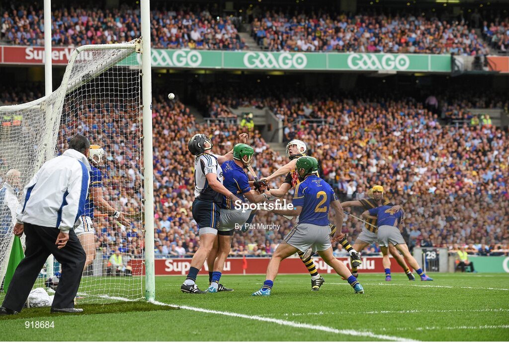 27 September 2014; TJ Reid, Kilkenny, scores a goal in the first half which was subsequently disallowed. GAA Hurling All Ireland Senior Championship Final Replay, Kilkenny v Tipperary. Croke Park, Dublin. Picture credit: Pat Murphy / SPORTSFILE