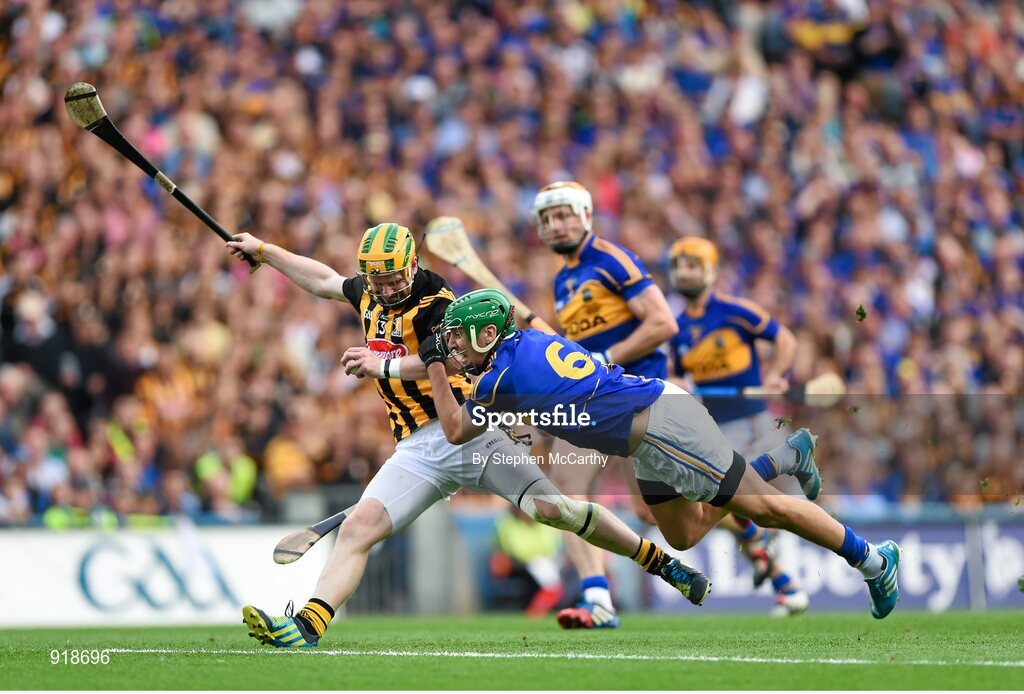 27 September 2014; Richie Power, Kilkenny, in action against James Barry, Tipperary. GAA Hurling All Ireland Senior Championship Final Replay, Kilkenny v Tipperary. Croke Park, Dublin. Picture credit: Stephen McCarthy / SPORTSFILE