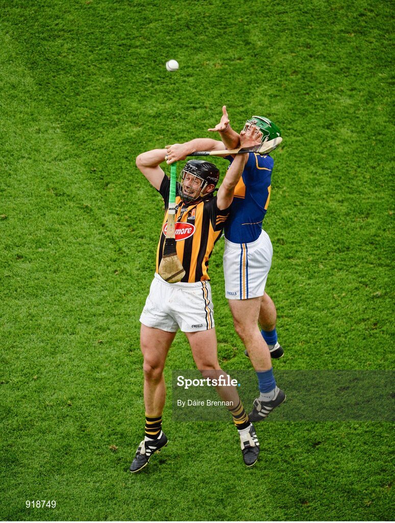 27 September 2014; Jackie Tyrrell, Kilkenny, in action against John O'Dwyer, Tipperary. GAA Hurling All Ireland Senior Championship Final Replay, Kilkenny v Tipperary. Croke Park, Dublin. Picture credit: Dáire Brennan / SPORTSFILE