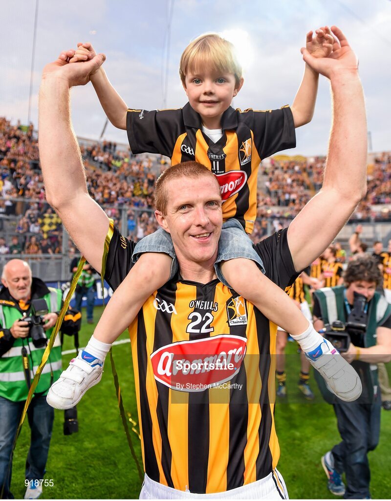 27 September 2014; Kilkenny's Henry Shefflin celebrates with his son Henry after the game. GAA Hurling All Ireland Senior Championship Final Replay, Kilkenny v Tipperary. Croke Park, Dublin. Picture credit: Stephen McCarthy / SPORTSFILE