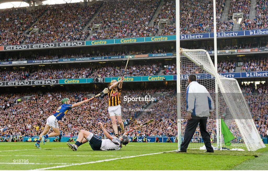 27 September 2014; John Power, Kilkenny, scores his side's second goal. GAA Hurling All Ireland Senior Championship Final Replay, Kilkenny v Tipperary. Croke Park, Dublin. Picture credit: Ray McManus / SPORTSFILE