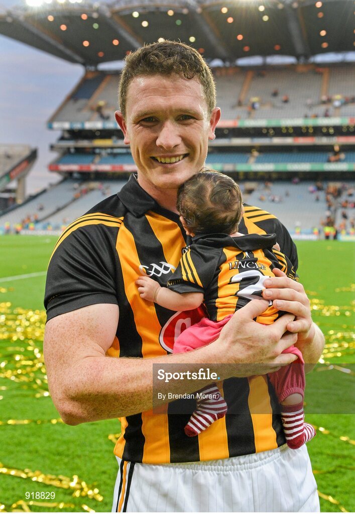 27 September 2014; Kilkenny's Paul Murphy with his niece Ella, eight weeks old, after the game. GAA Hurling All Ireland Senior Championship Final Replay, Kilkenny v Tipperary. Croke Park, Dublin. Picture credit: Brendan Moran / SPORTSFILE