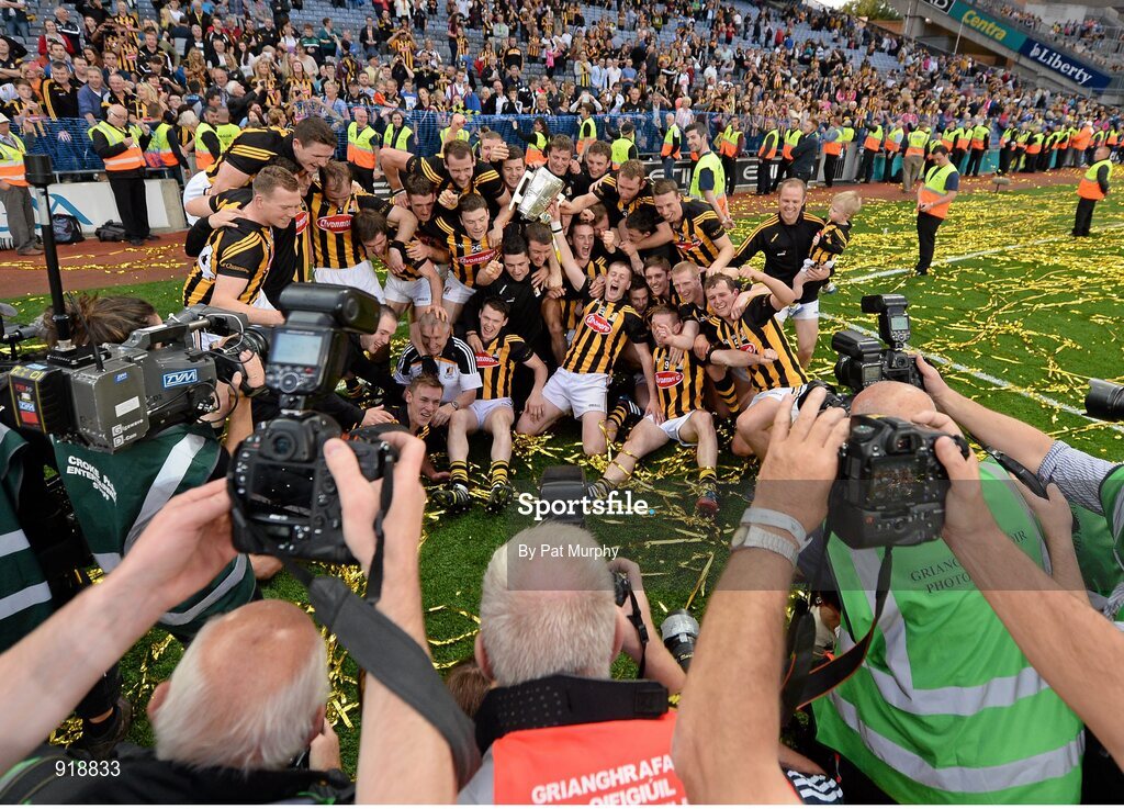 27 September 2014; The Kilkenny players celebrate after the game. GAA Hurling All Ireland Senior Championship Final Replay, Kilkenny v Tipperary. Croke Park, Dublin. Picture credit: Pat Murphy / SPORTSFILE
