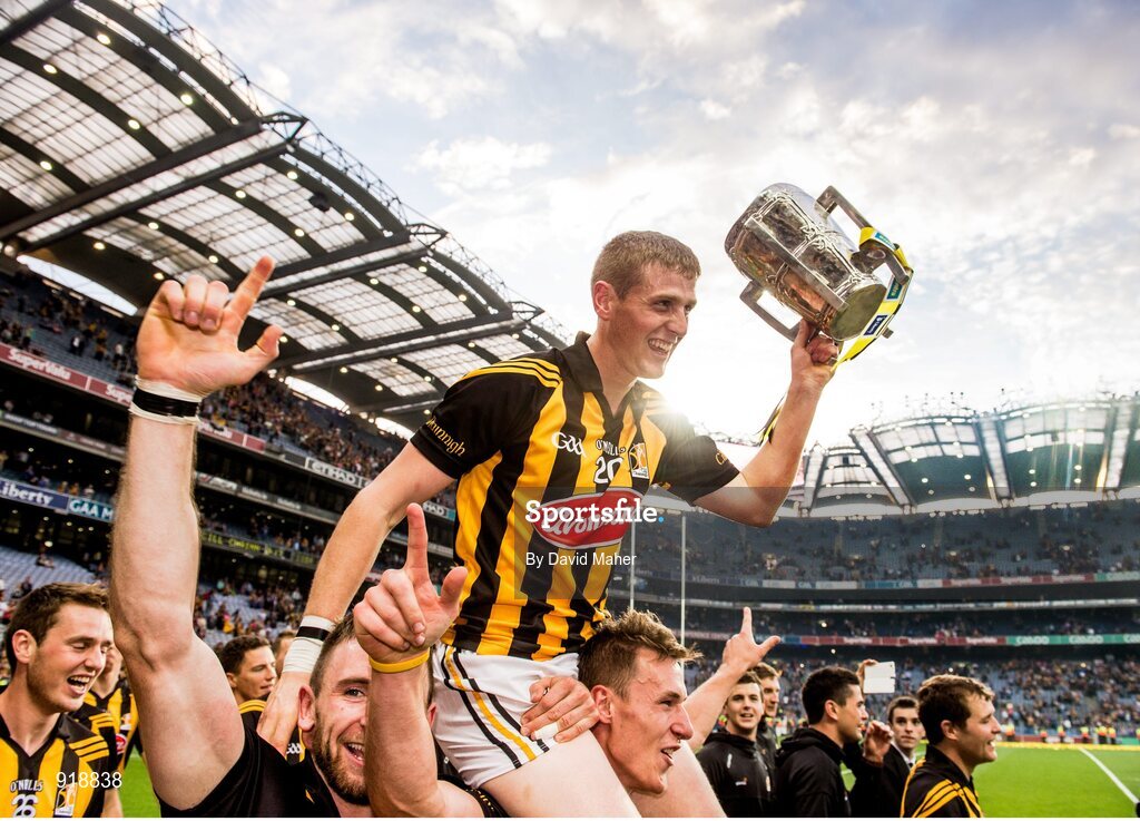 27 September 2014; Kilkenny captain Lester Ryan is lifted shoulder high by his team-mates at the end of the game. GAA Hurling All Ireland Senior Championship Final Replay, Kilkenny v Tipperary. Croke Park, Dublin. Picture credit: David Maher / SPORTSFILE