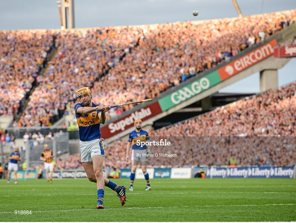 27 September 2014; Séamus Callanan, Tipperary, scores a point from a penalty in the second half. GAA Hurling All Ireland Senior Championship Final Replay, Kilkenny v Tipperary. Croke Park, Dublin. Picture credit: Piaras Ó Mídheach / SPORTSFILE