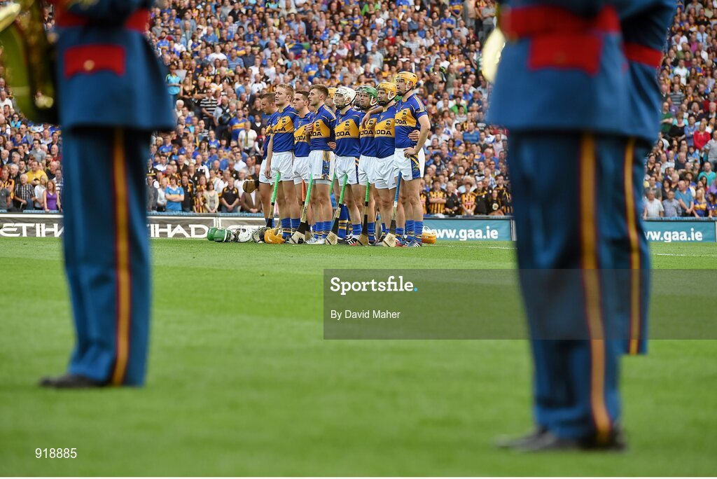 27 September 2014; The Tipperary team stand during the national anthem. GAA Hurling All Ireland Senior Championship Final Replay, Kilkenny v Tipperary. Croke Park, Dublin. Picture credit: David Maher / SPORTSFILE