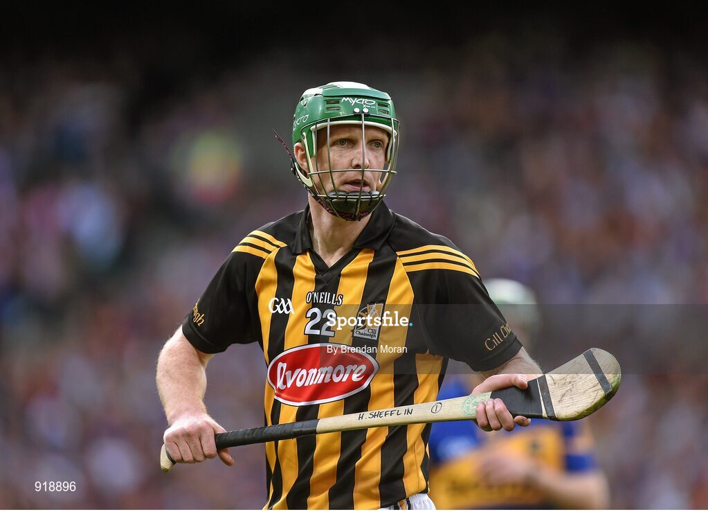 27 September 2014; Henry Shefflin, Kilkenny, after being introduced onto the field during the second half. GAA Hurling All Ireland Senior Championship Final Replay, Kilkenny v Tipperary. Croke Park, Dublin. Picture credit: Brendan Moran / SPORTSFILE