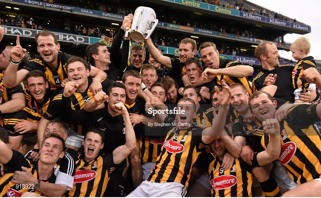 27 September 2014; Kilkenny players celebrate with the Liam MacCarthy cup. GAA Hurling All Ireland Senior Championship Final Replay, Kilkenny v Tipperary. Croke Park, Dublin. Picture credit: Stephen McCarthy / SPORTSFILE