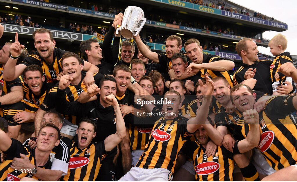 27 September 2014; Kilkenny players celebrate with the Liam MacCarthy cup. GAA Hurling All Ireland Senior Championship Final Replay, Kilkenny v Tipperary. Croke Park, Dublin. Picture credit: Stephen McCarthy / SPORTSFILE