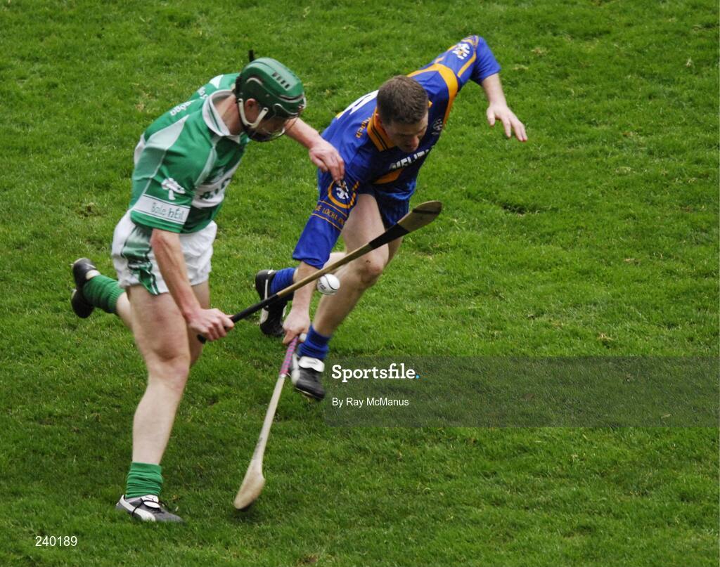 17 March 2007; Henry Shefflin, Ballyhale Shamrocks, in action against Greg Kennedy, Loughrea. AIB All-Ireland Senior Club Hurling Championship Final, Ballyhale Shamrocks v Loughrea, Croke Park, Dublin. Picture credit: Ray McManus / SPORTSFILE